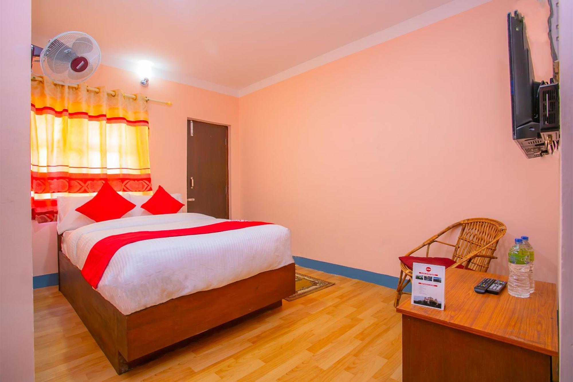 Oyo 589 Hotel Trimurti Kathmandu Exteriör bild