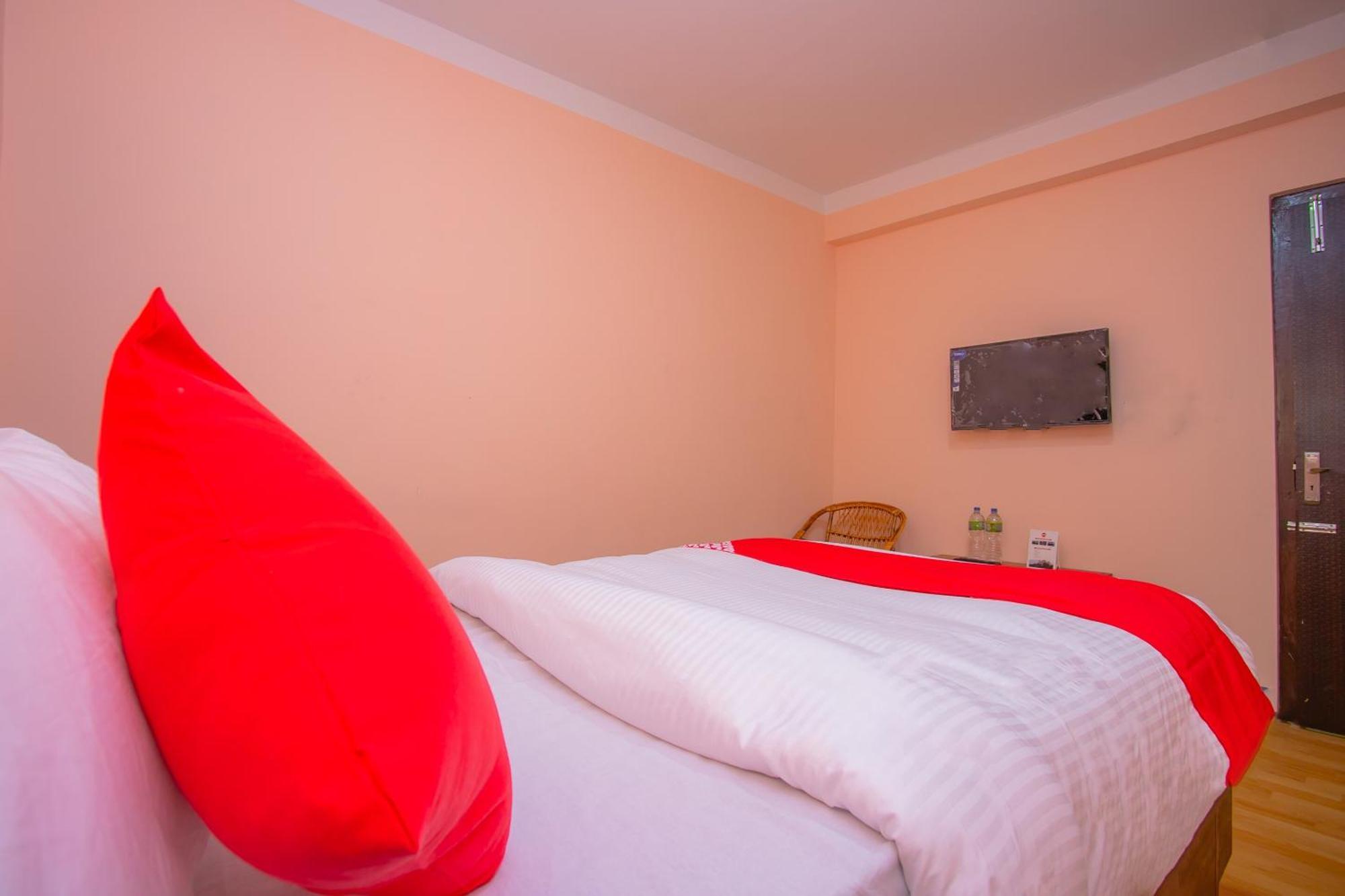 Oyo 589 Hotel Trimurti Kathmandu Exteriör bild