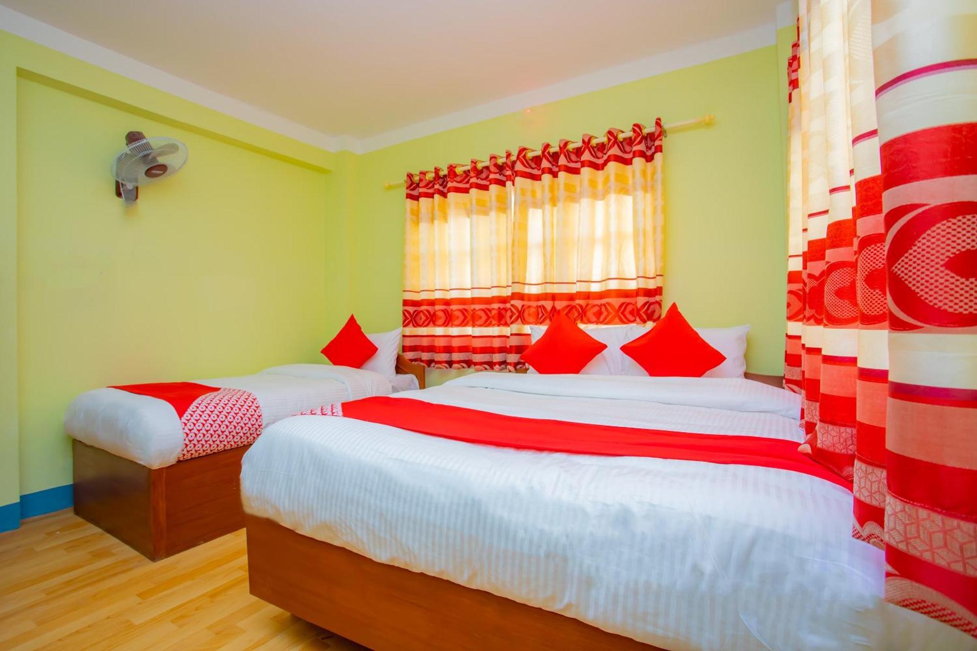 Oyo 589 Hotel Trimurti Kathmandu Exteriör bild