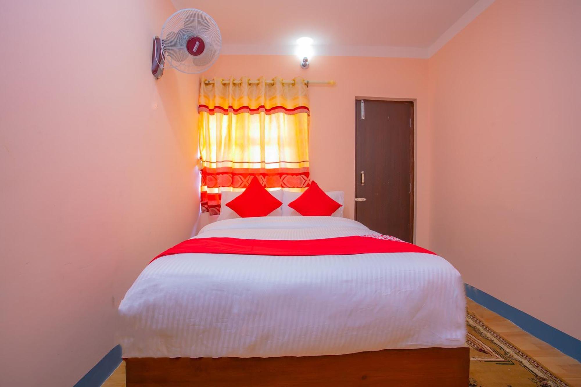 Oyo 589 Hotel Trimurti Kathmandu Exteriör bild