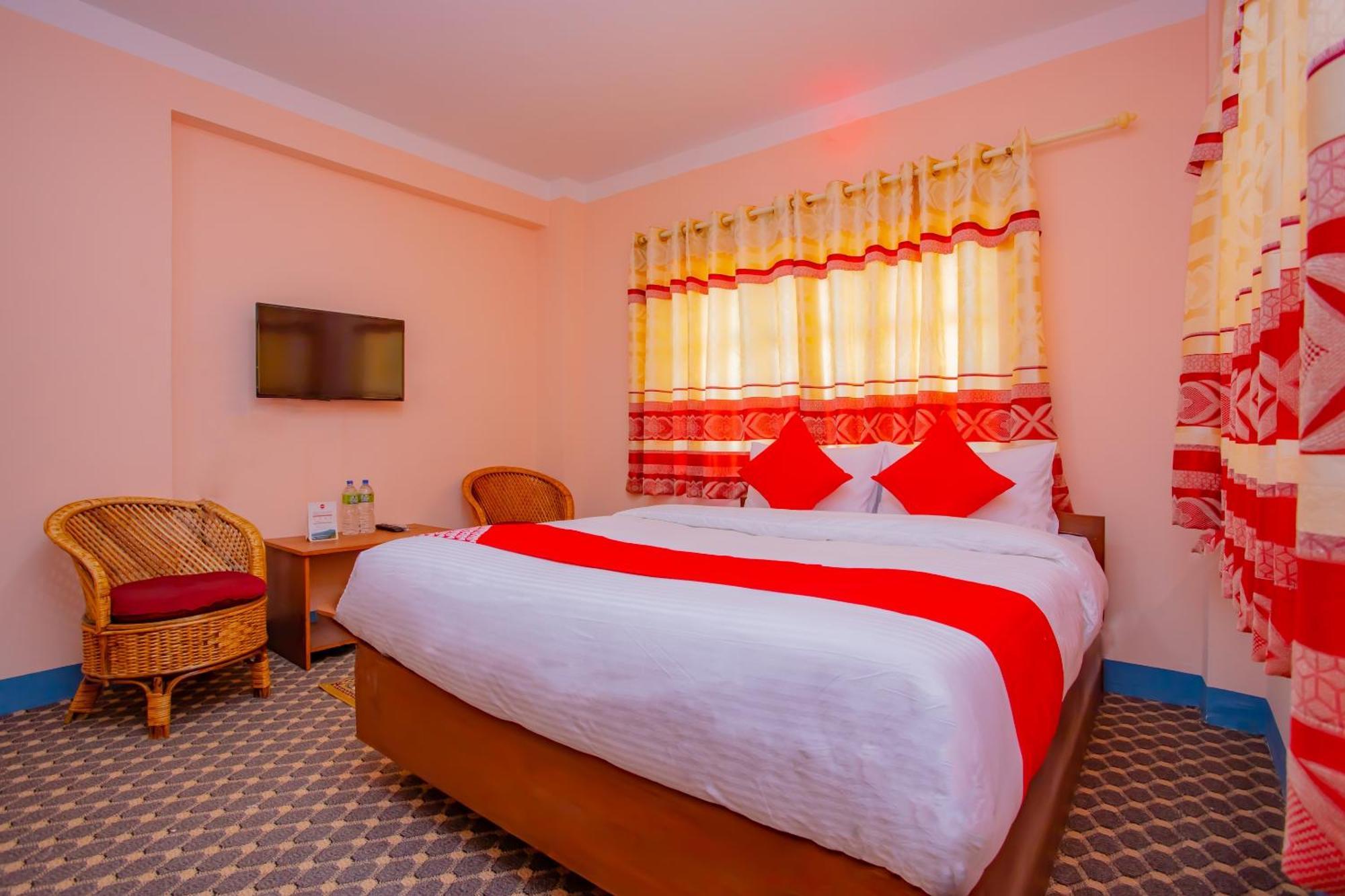 Oyo 589 Hotel Trimurti Kathmandu Exteriör bild