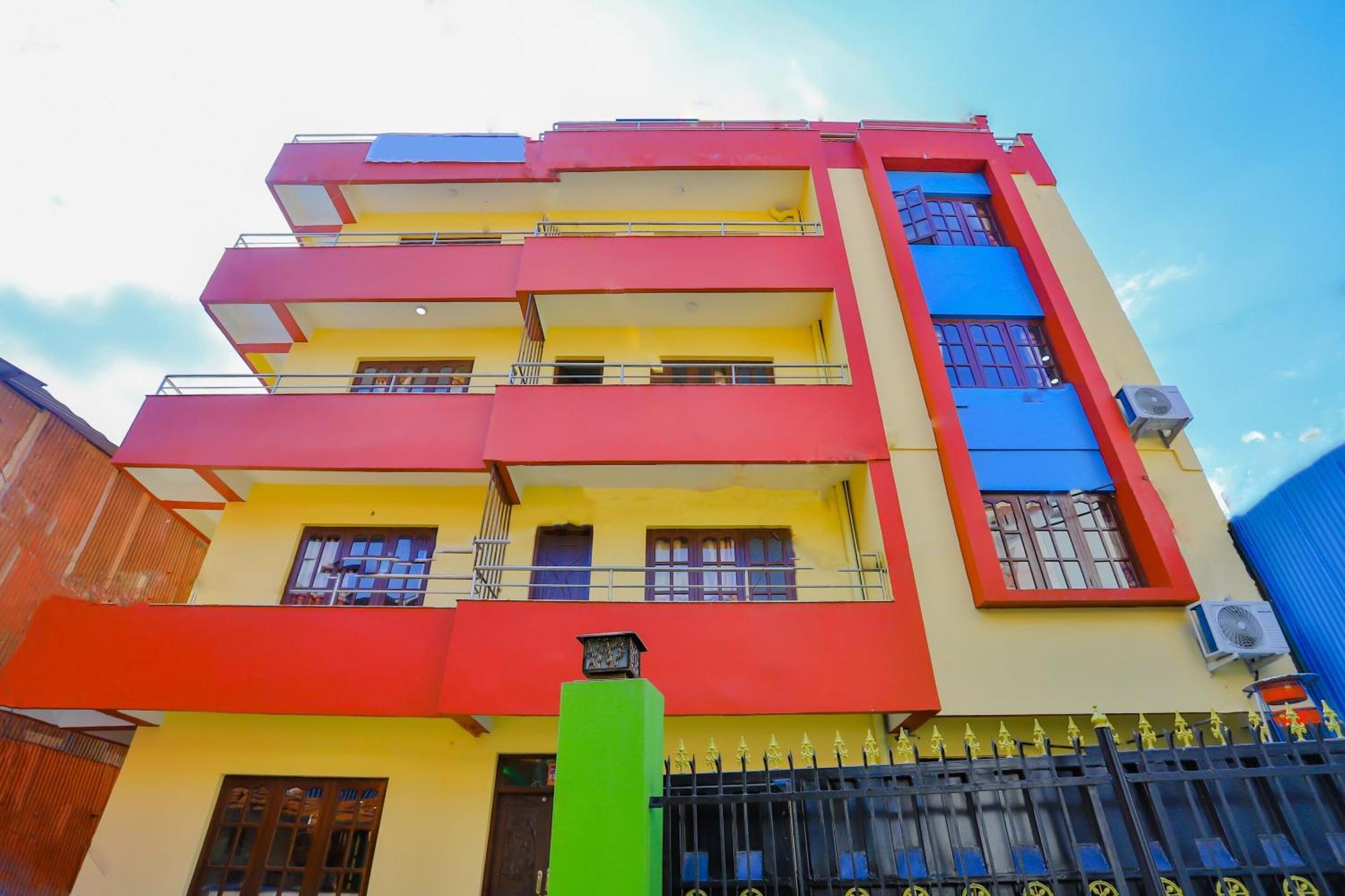 Oyo 589 Hotel Trimurti Kathmandu Exteriör bild