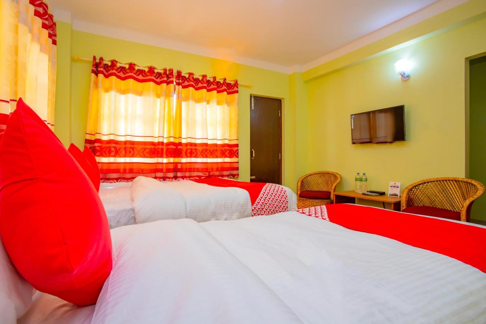 Oyo 589 Hotel Trimurti Kathmandu Exteriör bild