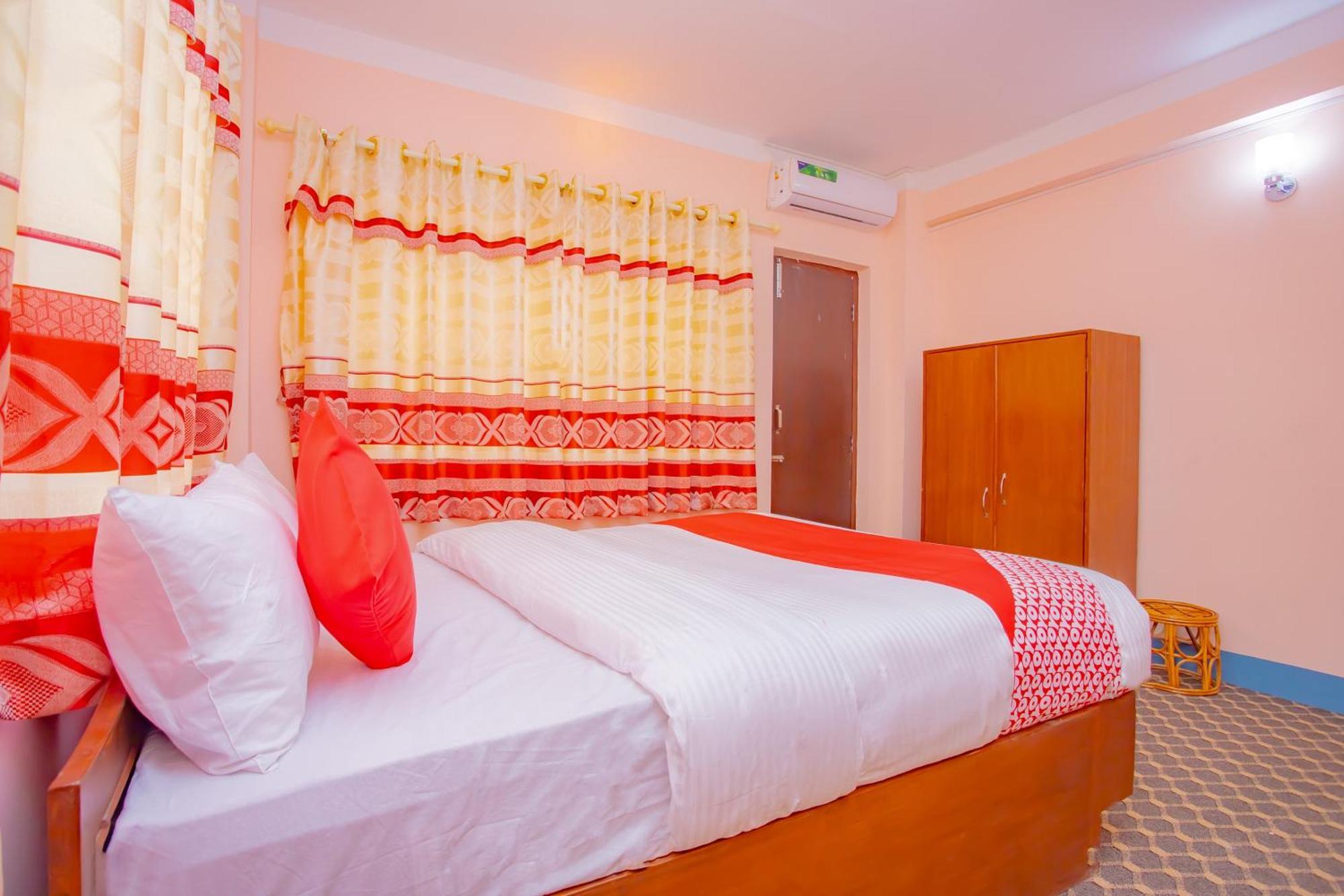 Oyo 589 Hotel Trimurti Kathmandu Exteriör bild