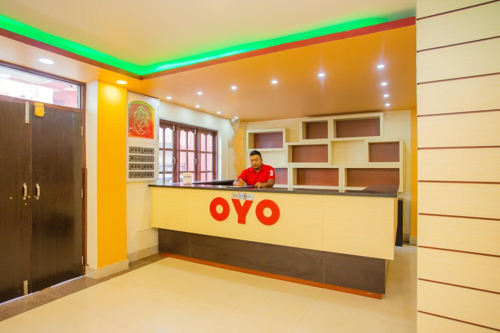 Oyo 589 Hotel Trimurti Kathmandu Exteriör bild